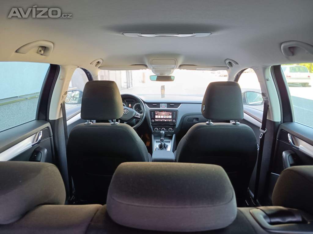 Foto inzerátu ŠKODA Octavia Combi 1,5TSI Style Plus DSG 