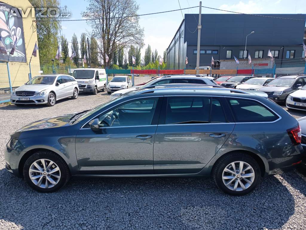 Foto inzerátu ŠKODA Octavia Combi 1,5TSI Style Plus DSG 