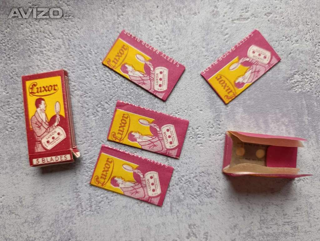 Foto inzerátu 100ks starých nepoužitých žiletek ČSSR orig.balení