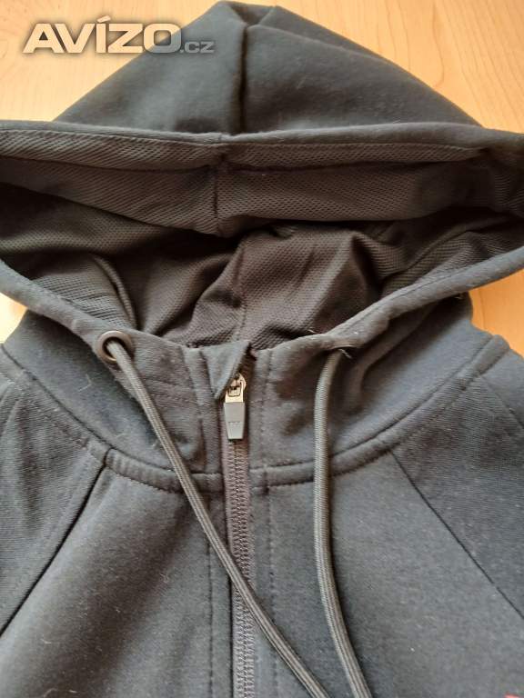 Foto inzerátu Černá mikina Crivit 