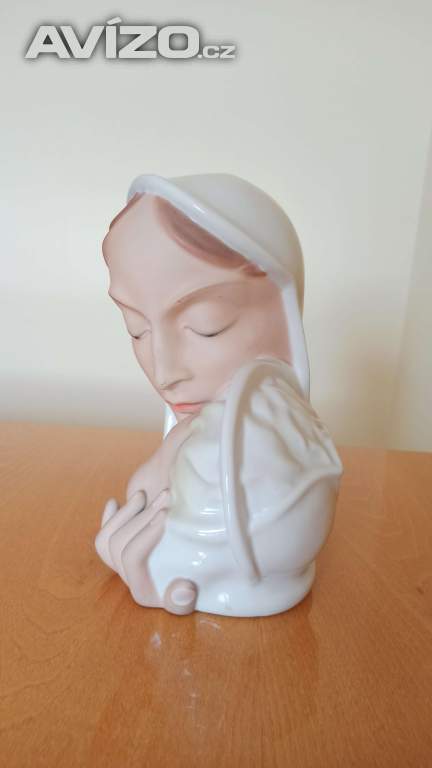 Foto inzerátu Porcelánová soška Madona s dítětem - Pirken-Hammer