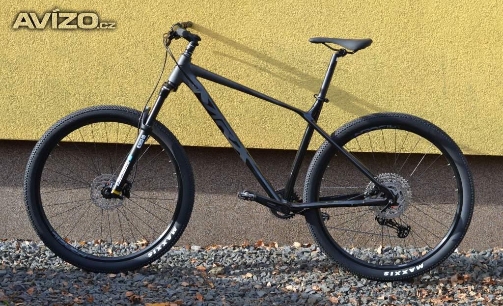 Foto inzerátu Mrx DISCUS horské kolo 29, rám 19,5, Sh 1x12, černá chameleon