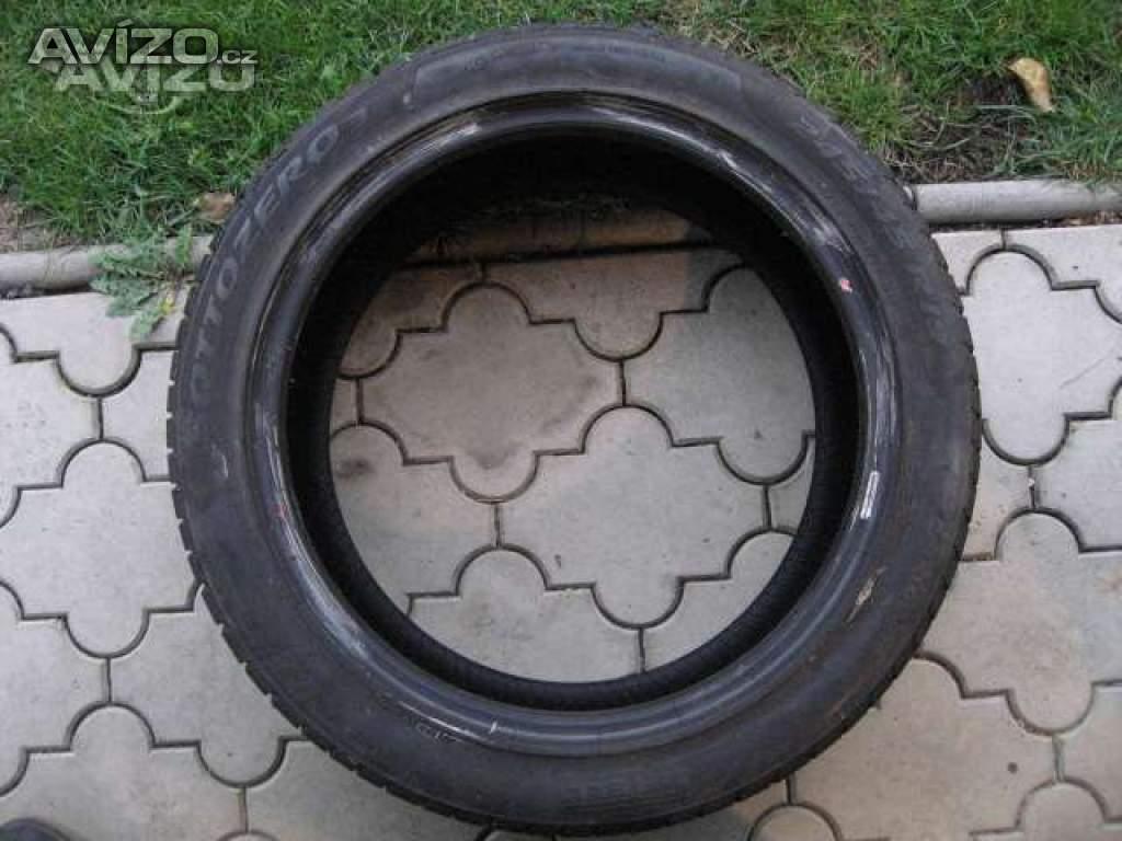 Foto inzerátu PRODÁM ZIMNÍ PNEU 245/45 R19 PIRELLI SOTTOZERO3 102V 4ks 