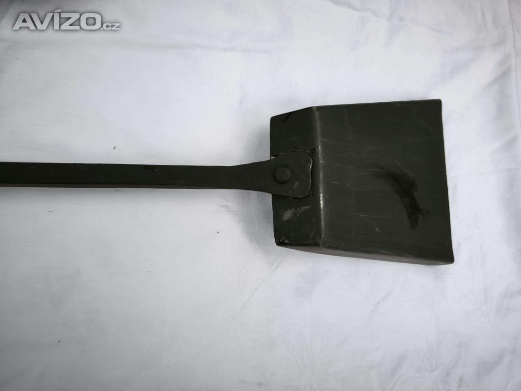 Foto inzerátu KRBOVÉ NÁŘADÍ OD KOVÁŘE,