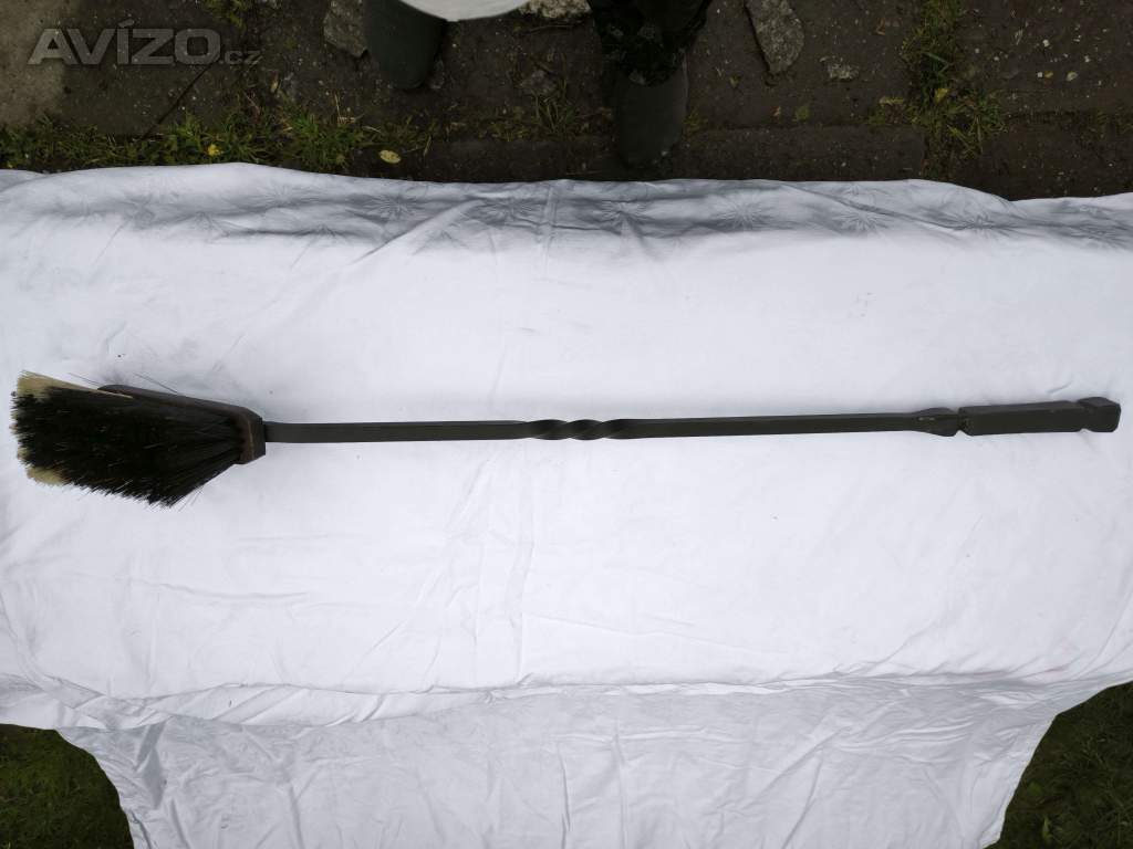 Foto inzerátu KRBOVÉ NÁŘADÍ OD KOVÁŘE,