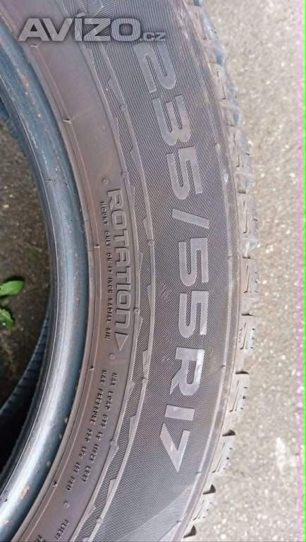 Foto inzerátu Prodám pneu Nokian Tyres Snowproof