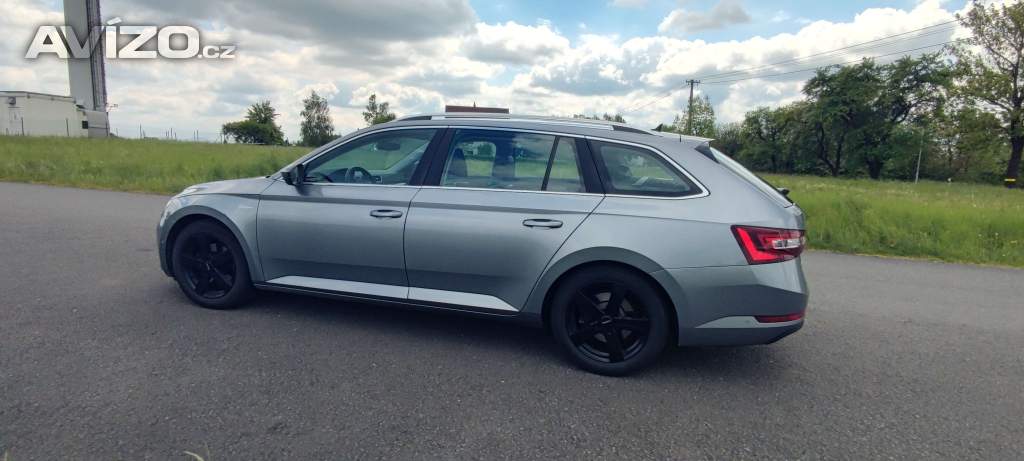 Foto inzerátu Také na splátky  Škoda Superb III combi Laurin & Klement 2.0TDI DSG 4X4 140kW