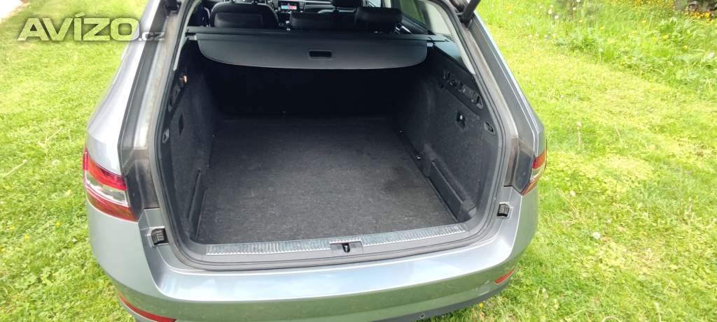 Foto inzerátu Také na splátky  Škoda Superb III combi Laurin & Klement 2.0TDI DSG 4X4 140kW