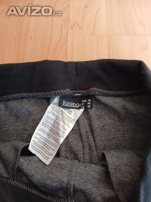Foto inzerátu Dámské tepláky 