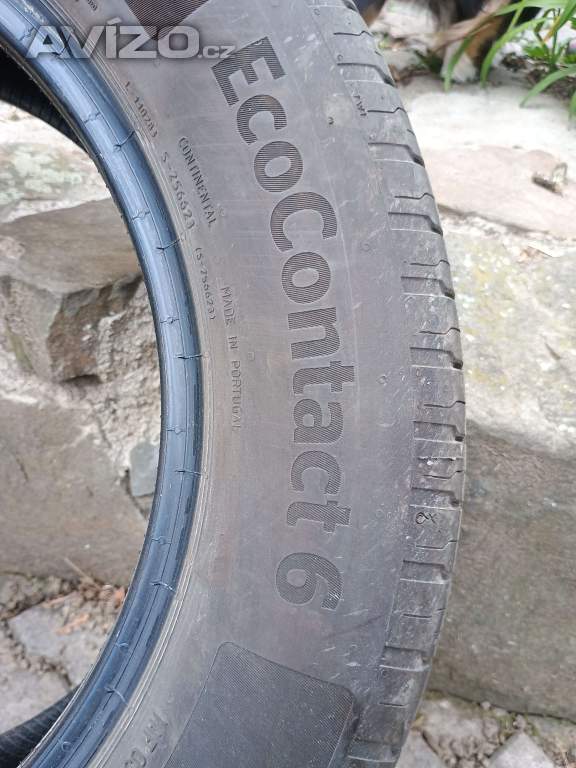 pneu Continental 215/60 R17, 7mm