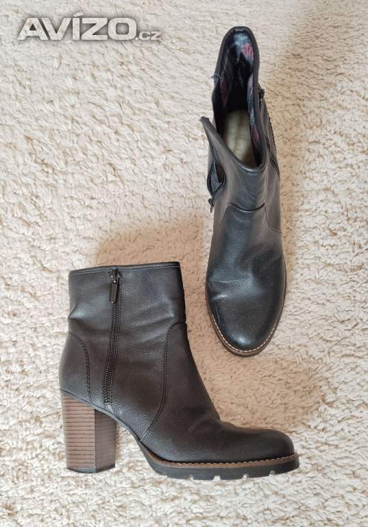 Foto inzerátu Dámské nízké kozačky, vel. 40, Deichmann, jak NEW