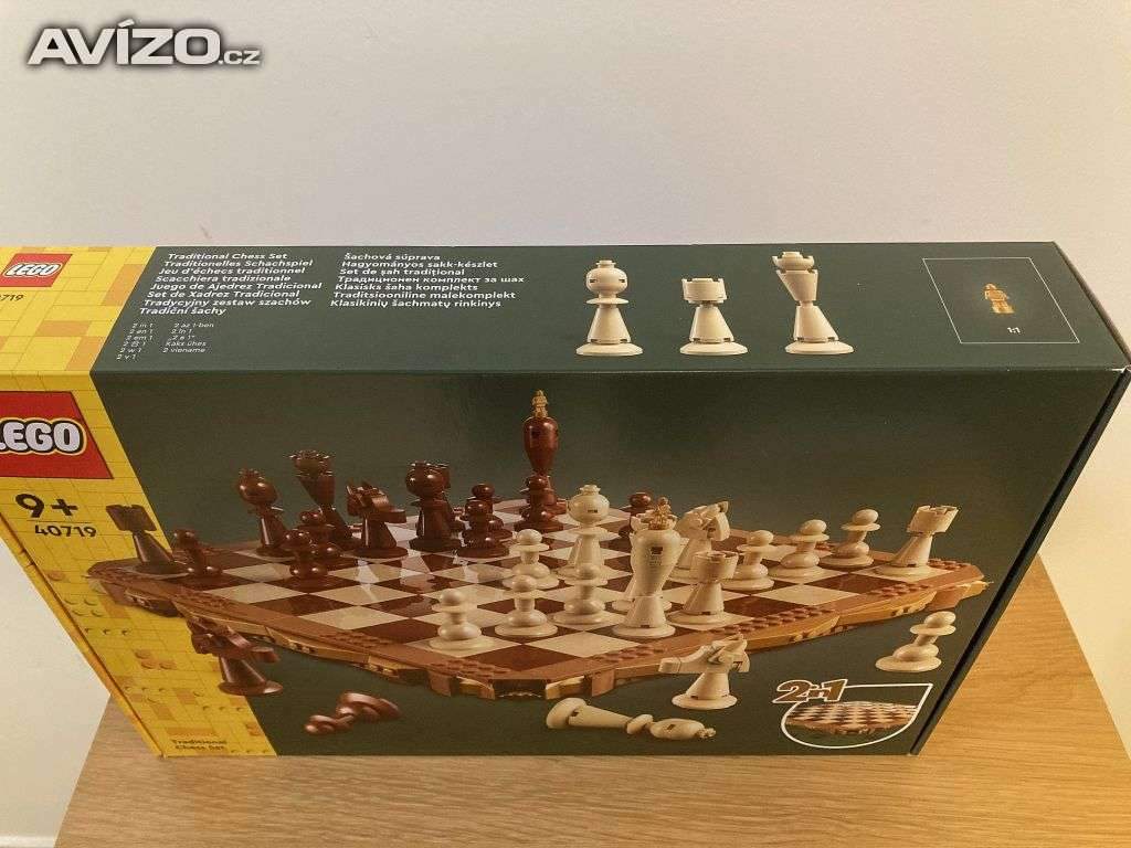 Foto inzerátu LEGO 40719 Tradiční šachy