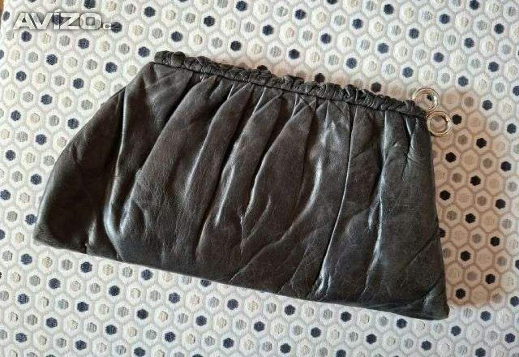 Foto inzerátu Kabelka černé psaníčko z pravé kůže