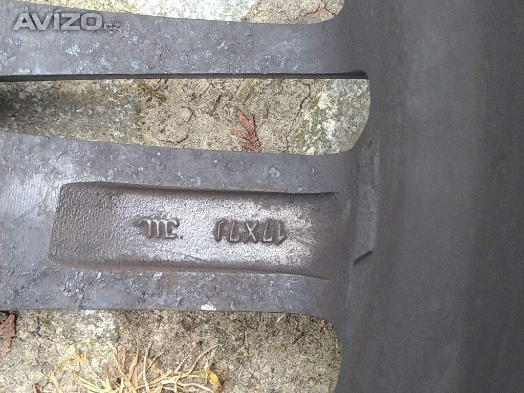 Foto inzerátu Alu disky 5x112 s pneu 235/55 R17 (#173)