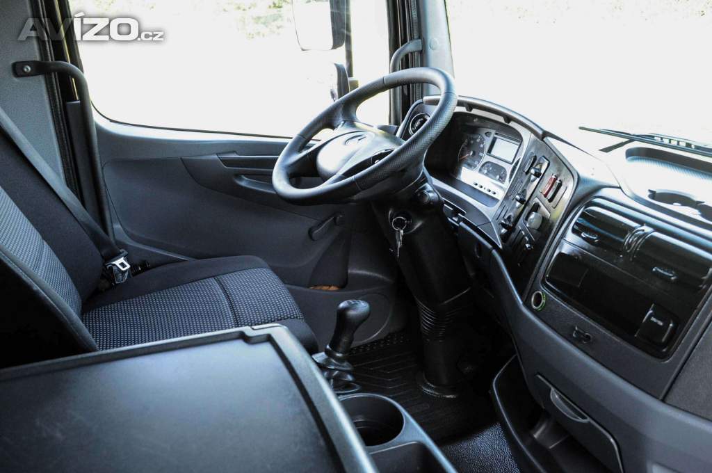 Foto inzerátu MERCEDES-BENZ ATEGO 1218 - NOVÝ HÁKOVÝ NOSIČ KONTEJNERŮ + HYDRAULICKÁ RUKA EU5