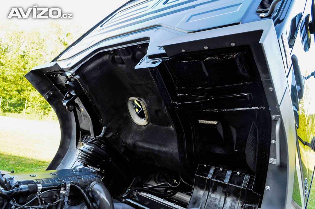Foto inzerátu MERCEDES-BENZ ATEGO 1218 - NOVÝ HÁKOVÝ NOSIČ KONTEJNERŮ + HYDRAULICKÁ RUKA EU5