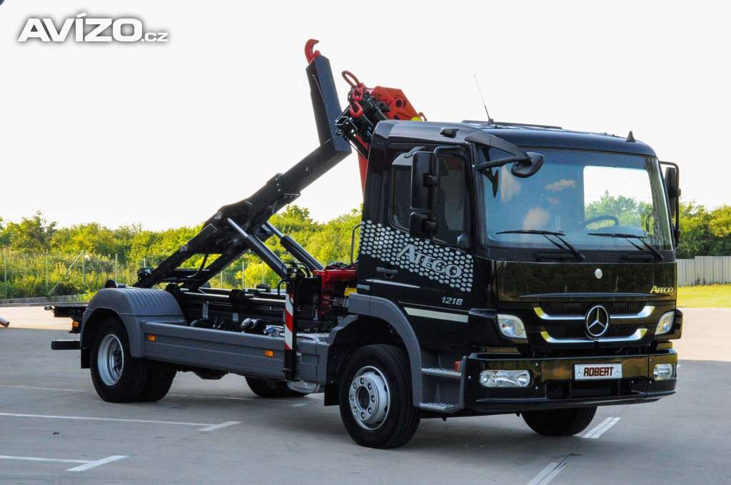Foto inzerátu MERCEDES-BENZ ATEGO 1218 - NOVÝ HÁKOVÝ NOSIČ KONTEJNERŮ + HYDRAULICKÁ RUKA EU5