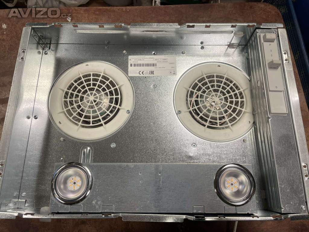 Foto inzerátu Odsavač BOSCH DHL555BL