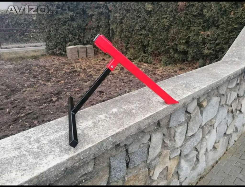 Foto inzerátu Vari - montážní stojan a třetí pomocne kolecko 