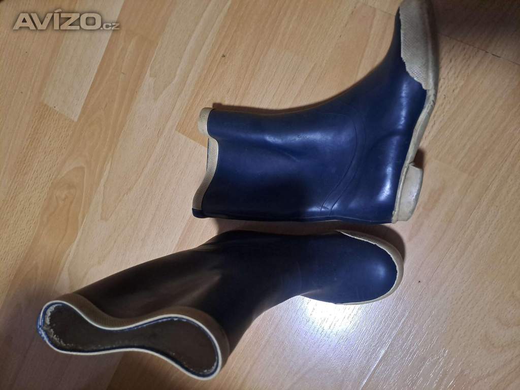 Foto inzerátu Dětské holinky - gumáky vel. 19,5, stélka 19 cm