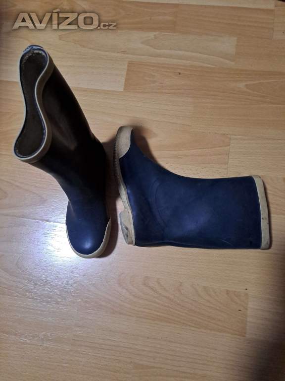 Foto inzerátu Dětské holinky - gumáky vel. 19,5, stélka 19 cm