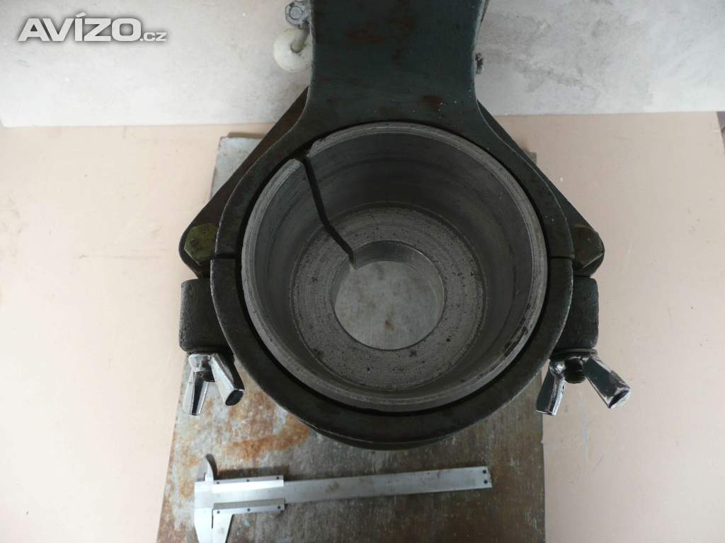 Foto inzerátu Litinový stojan na vrtačku