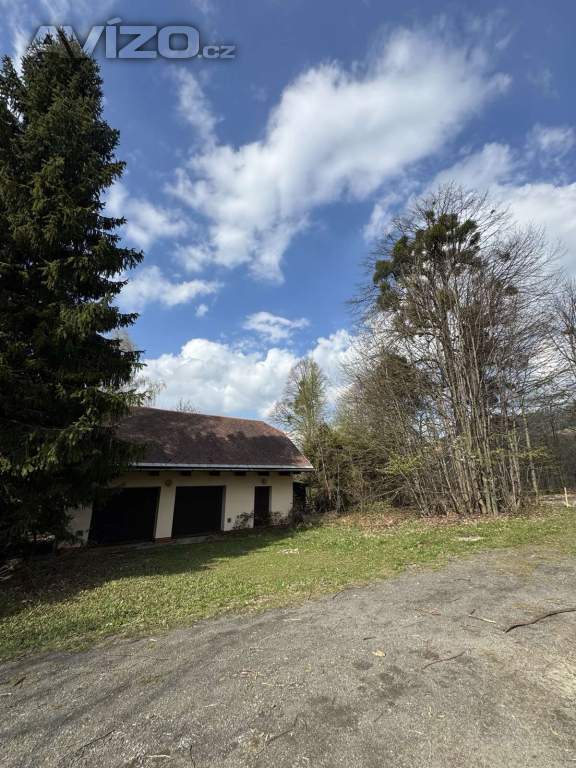 Foto inzerátu Prodej, prodej na splátky RD Malenovice, pozemek 5.697m2