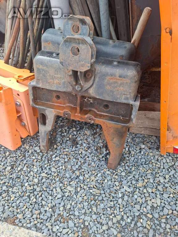 Foto inzerátu Zetor 7711 tunis dovozove tp. prodej dílu 