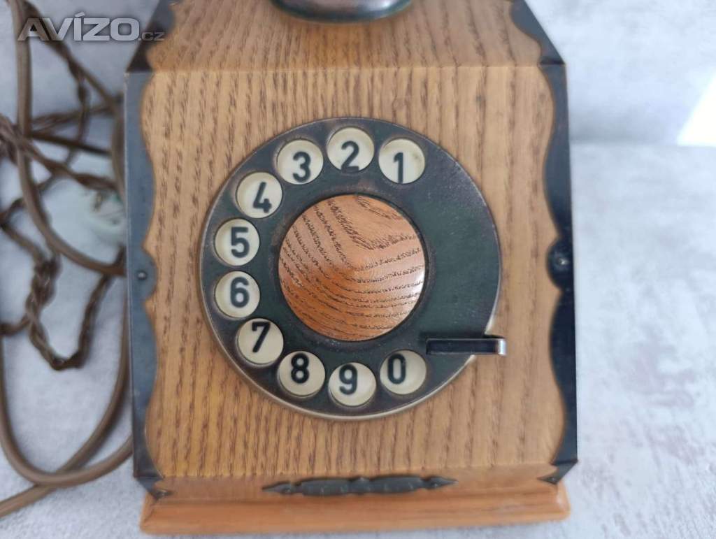 Foto inzerátu Starý československý telefon TESLA Cs20 k dekoraci 