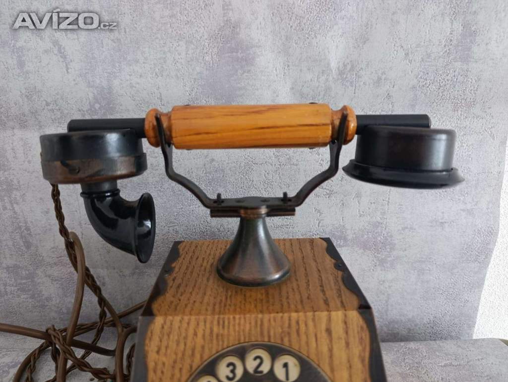Foto inzerátu Starý československý telefon TESLA Cs20 k dekoraci 