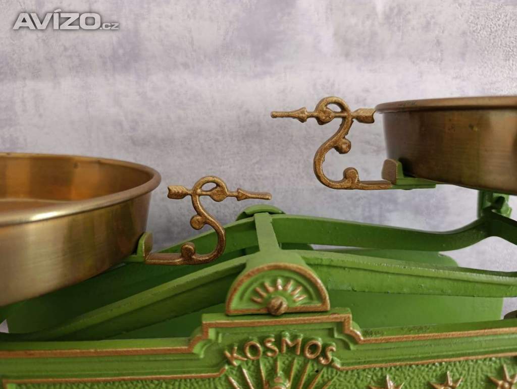 Foto inzerátu Starožitná dvoumisková váha 5 kg Kosmos