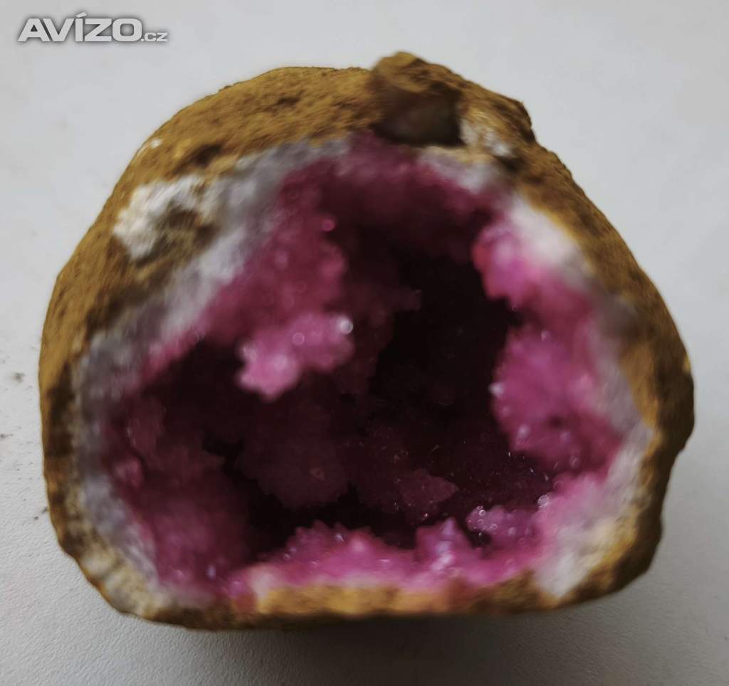 Foto inzerátu Křemenné geody