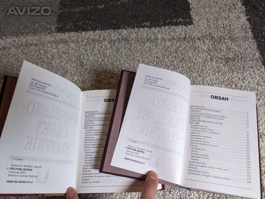 Foto inzerátu Studijní slovníky: Španělsko - český (a CZ-ES)