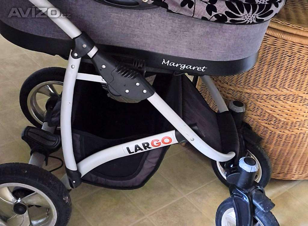Foto inzerátu Kombinovaný kočárek - Margaret-Largo . Top stav ! 
