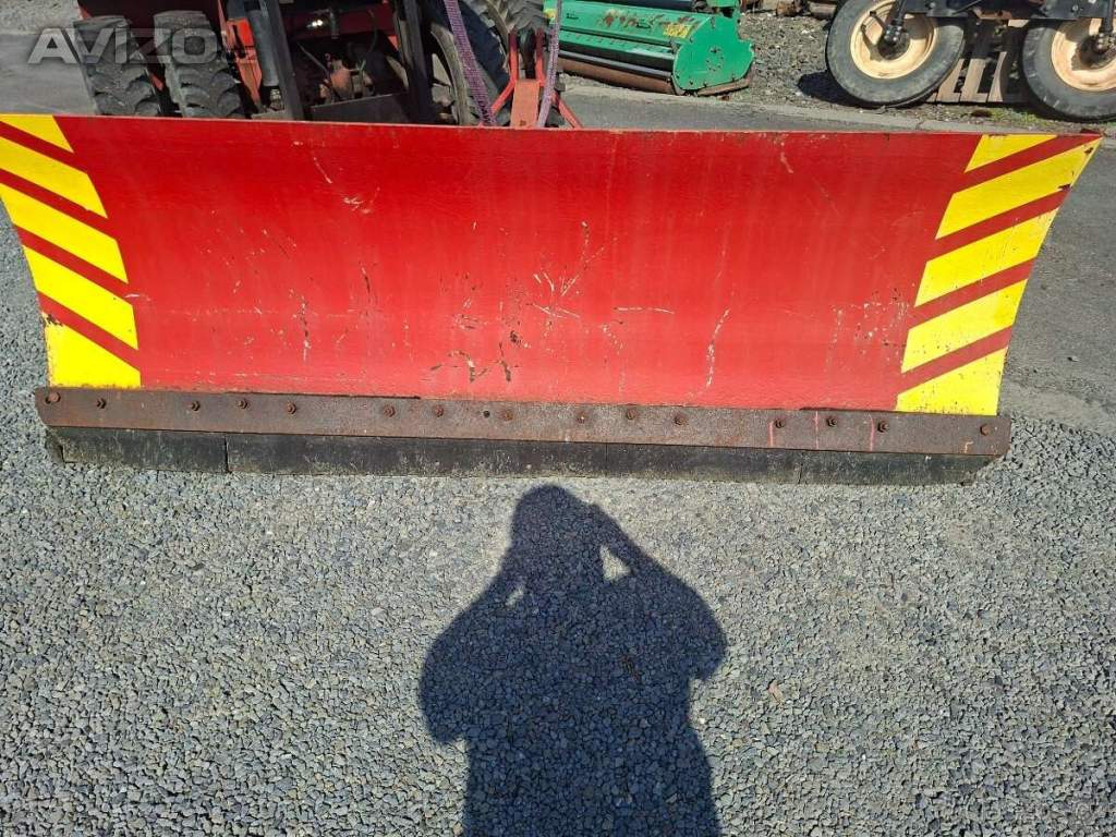 Foto inzerátu Radlice na sníh čelní otočná