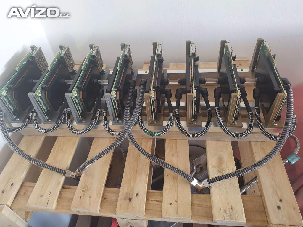 Foto inzerátu Mining Karta BittWare CVP-13 FPGA vodou chlazené s celoplošným, oboustranným chlazením