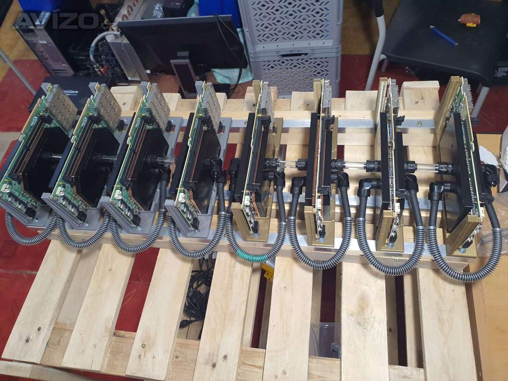 Foto inzerátu Mining Karta BittWare CVP-13 FPGA vodou chlazené s celoplošným, oboustranným chlazením