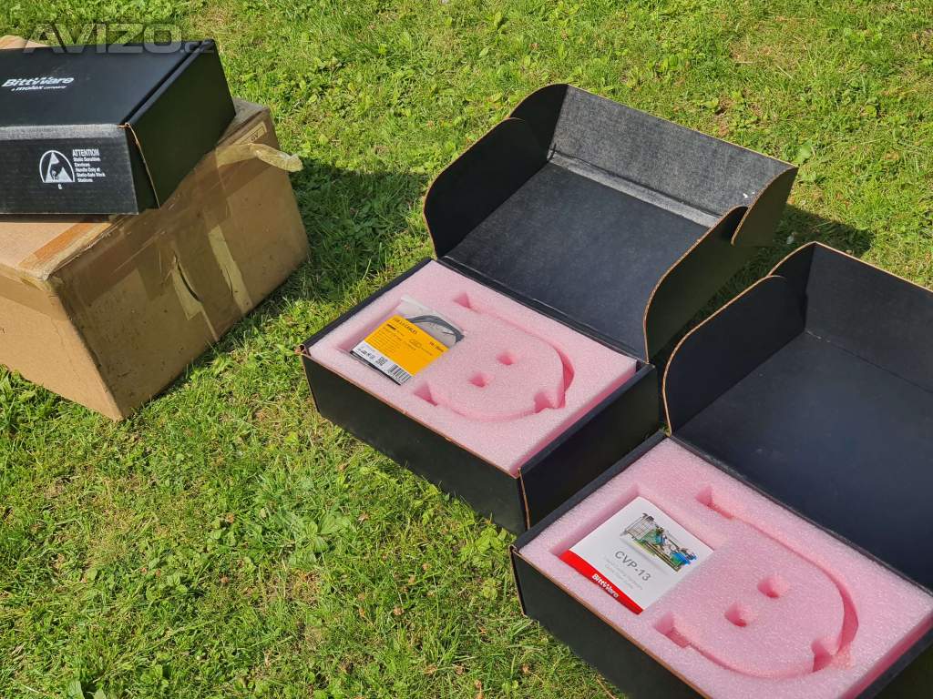 Foto inzerátu Mining Karta BittWare CVP-13 FPGA vodou chlazené s celoplošným, oboustranným chlazením