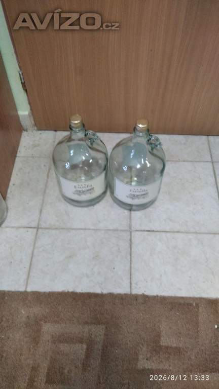 Foto inzerátu Sklenice na zavařování s víčkem / 3kč 