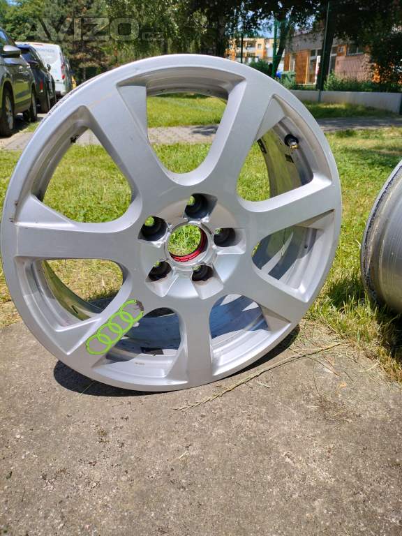 Foto inzerátu ALU KOLA AUDI MODEL 0056 - 5x112 7,5 x 17 ET 37