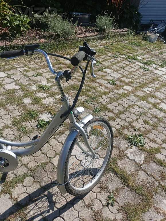 Foto inzerátu Městské , dámské , elektrokolo 