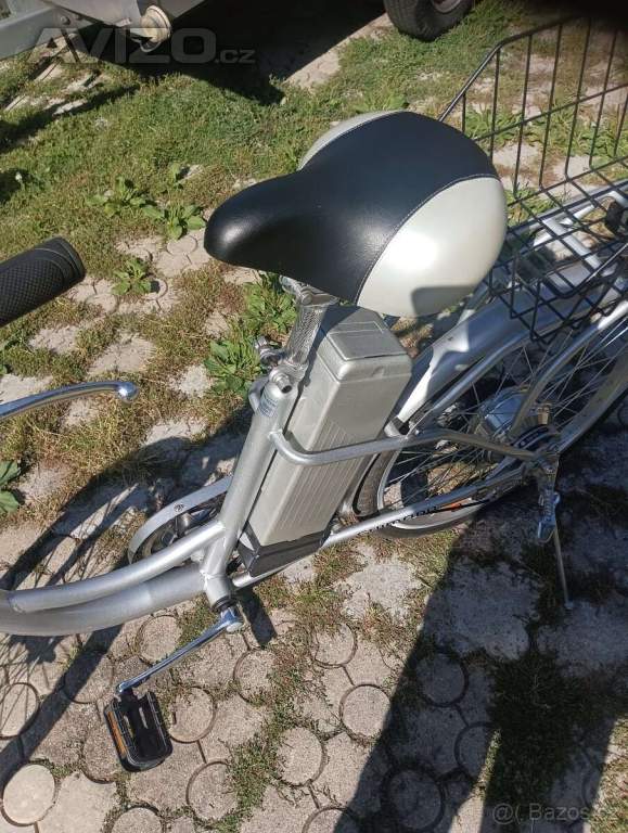 Foto inzerátu Městské , dámské , elektrokolo 