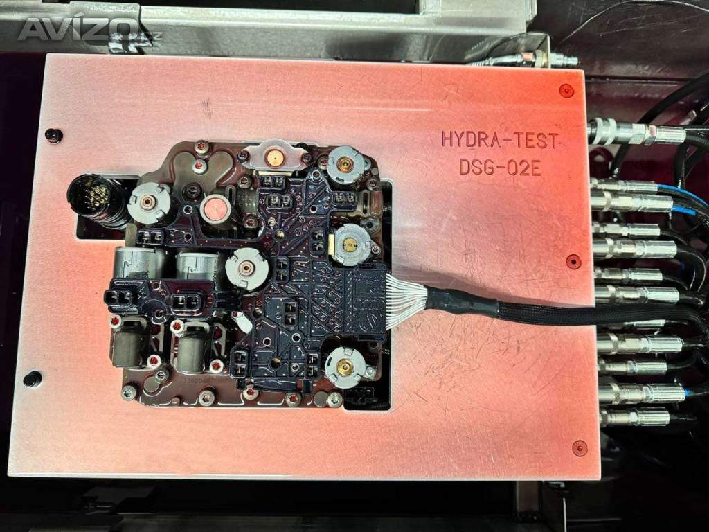 Foto inzerátu DSG6 DQ250 mechatronika 02E hydraulický blok řídicí jednotka 02E927770