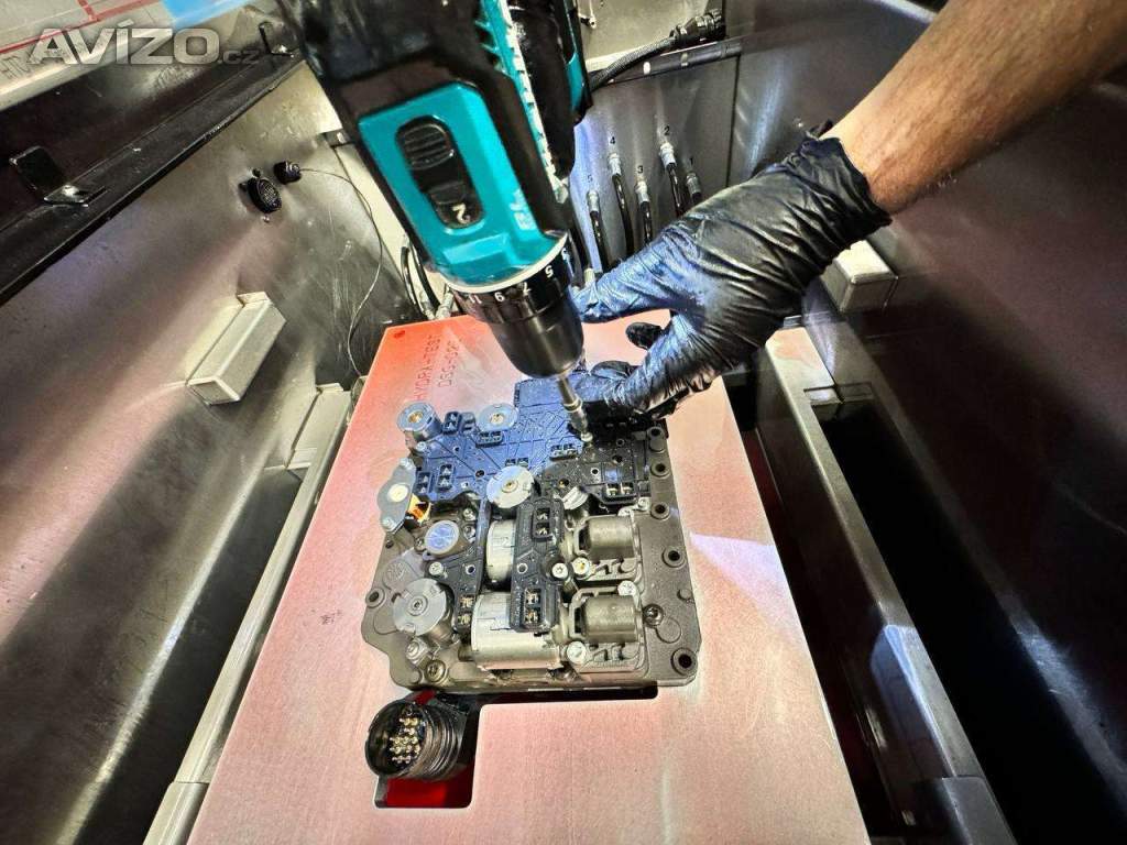 Foto inzerátu DSG6 DQ250 mechatronika 02E hydraulický blok řídicí jednotka 02E927770