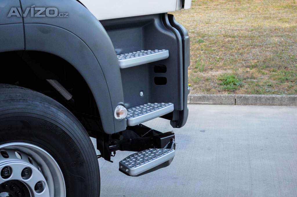 Foto inzerátu MAN TGS 28.320 HÁKOVÝ NOSIČ KONTEJNERŮ + HYDRAULICKÁ RUKA