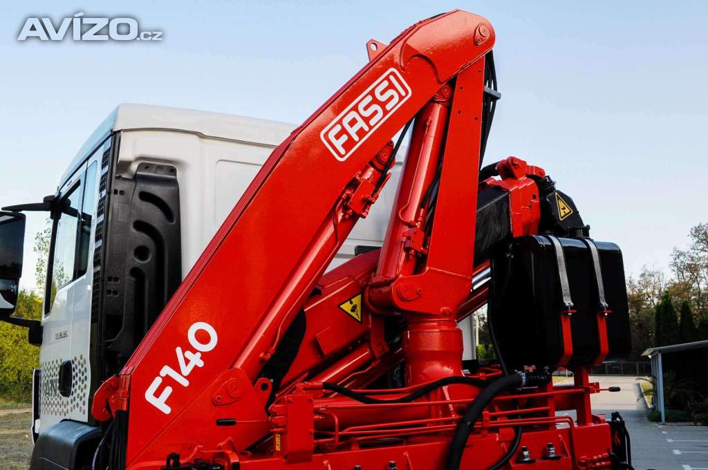 Foto inzerátu MAN TGS 28.320 HÁKOVÝ NOSIČ KONTEJNERŮ + HYDRAULICKÁ RUKA