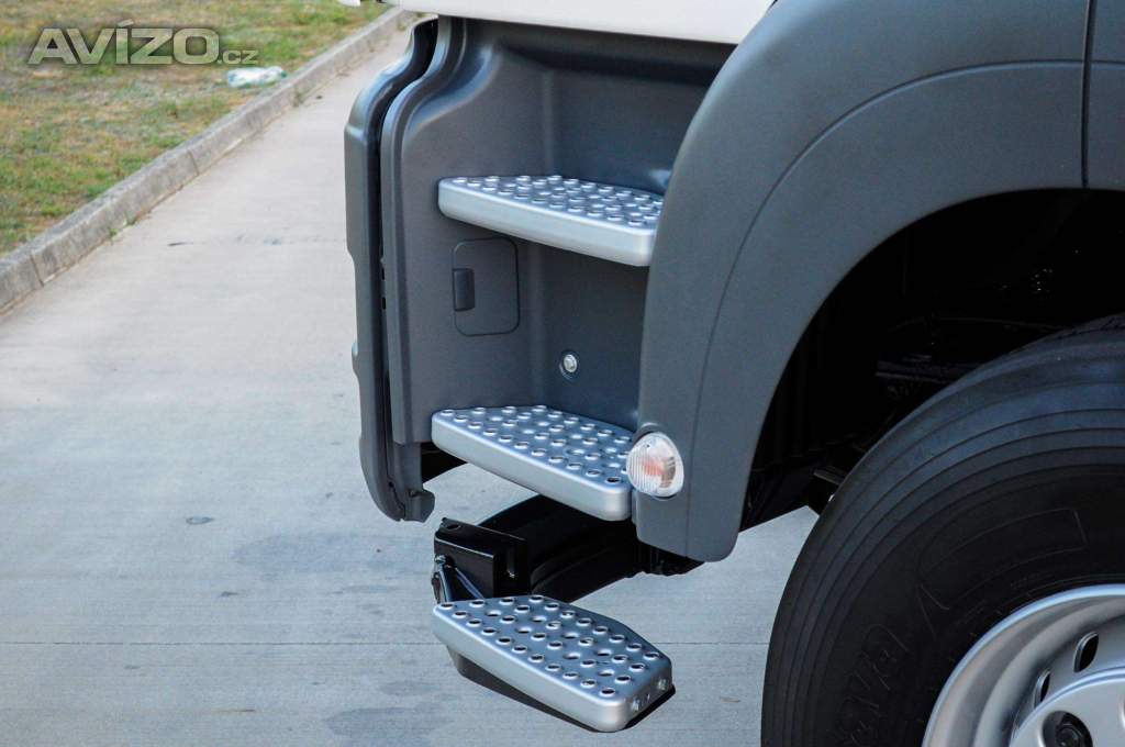 Foto inzerátu MAN TGS 28.320 HÁKOVÝ NOSIČ KONTEJNERŮ + HYDRAULICKÁ RUKA