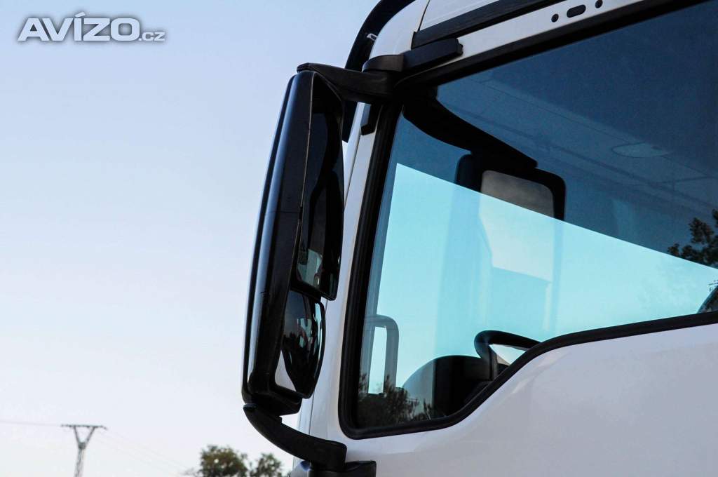Foto inzerátu MAN TGS 28.320 HÁKOVÝ NOSIČ KONTEJNERŮ + HYDRAULICKÁ RUKA