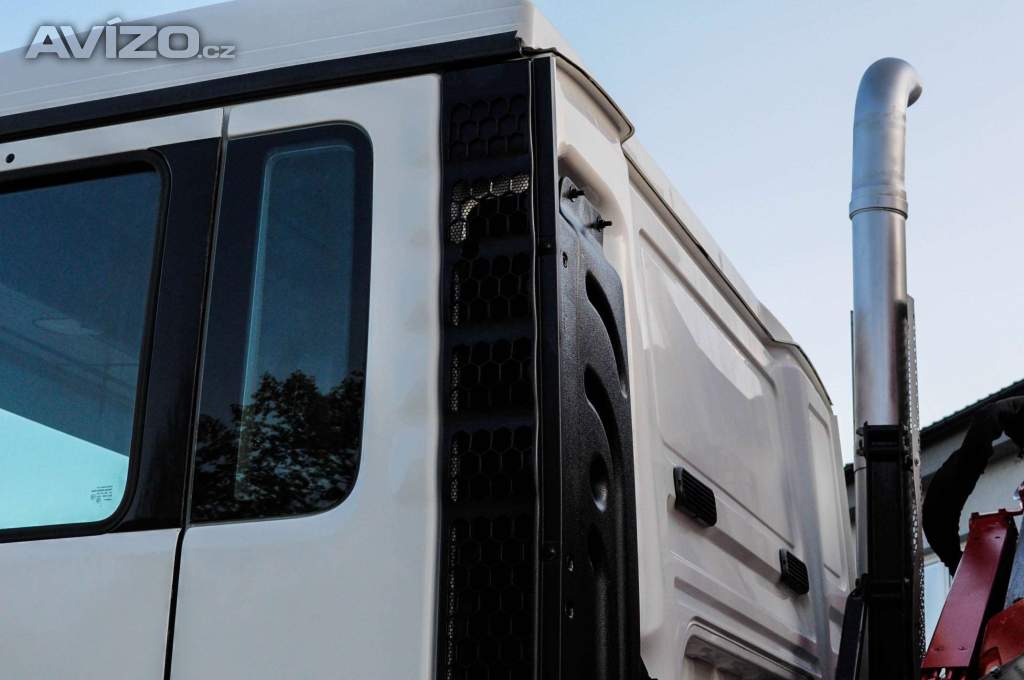 Foto inzerátu MAN TGS 28.320 HÁKOVÝ NOSIČ KONTEJNERŮ + HYDRAULICKÁ RUKA