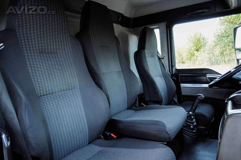 Foto inzerátu MAN TGS 28.320 HÁKOVÝ NOSIČ KONTEJNERŮ + HYDRAULICKÁ RUKA